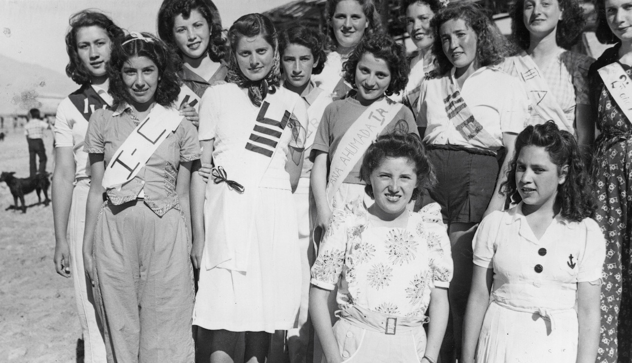 Annimo. Reinas de la simpata. Liceo de Nias de Antofagasta 1943.